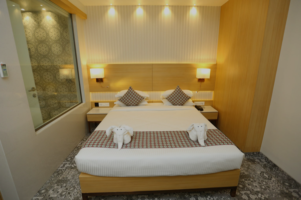 Standard Suites
