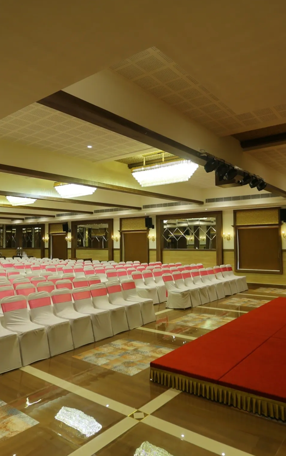 THE MAJESTIC SUITES